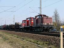 Die V60 mit Filmutensilien im Schlep wartet auf den Gegenverkehr