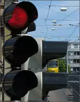 . Die Ampel und die Stadtbahn -

An der U15 am Stuttgarter Eugensplatz -

26.04.2008 (M)