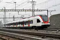 RABe 522 206, auf der S3, fährt zum Bahnhof Pratteln. Die Aufnahme stammt vom 23.01.2017.