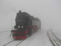 HSB 99 7247-2 nach der Ankunft mit der HSB 8927, am 29.03.2013 auf dem Brocken.