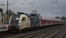 Nur 2 Tage verirrte sich ein Wiener Lokalbahn Taurus auf die Ersatzgarnituren von National Express. 
Aufgenommen wurde einer der Ersatzzüge mit genau dieser Lok in Solingen am 04.01.16.