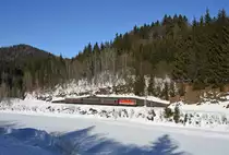 Die V9 (ex. 2095 009) ist am 30.01.2016 mit einer Schulungsfahrt von St.Pölten Alpenbf. nach Mariazell unterwegs. Hier der Zug kurz vor der Einfahrt in den tiefwinterlichen Bahnhof Wienerbruck-Josefsberg.