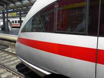 ICE von Frankfurt/ Main nach K�ln im HBF Mainz am 16.04.2007
siehe auch todabepa.drition.net