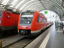 612 982-9 wartet am 26.04.2007 in Dresden Hbf auf die Abfahrt als InterRegioExpress nach N�rnberg Hbf.