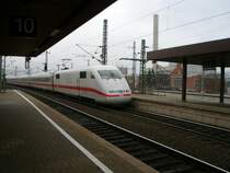 401 519-4 in G�ttingen als ICE 692 nach Berlin Ostbahnhof.