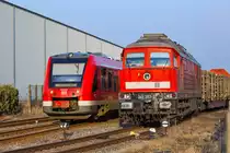 Einfahrender DB Lint 41 (Szczecin) neben einer EBS Lok der BR 241 auf dem Torgelower Nebengleis. - 10.02.2017