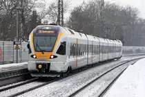 ERB ET 7.02 als RE 3 nach Hamm(Westf.) bei der Einfahrt in Castrop-Rauxel Hbf. 11.2.2017