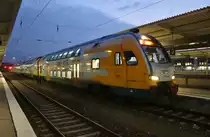 445 112-6 steht am 11.2.2017 als RE2 (RE63963) von Cottbus nach Wismar in Berlin Lichtenberg.