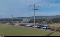 Dispo-Pendel mit Re 4/4 II 11156 am 11. Februar 2017 bei Allmendingen.