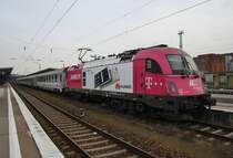 5 370 002 steht am 11.2.2017 mit dem EC46 von Warszawa Wschodnia nach Berlin Gesundbrunnen in Berlin Lichtenberg.