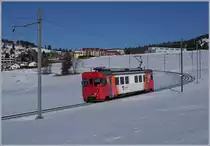 Der YSteC Be 4/4 N° 1 hat seine Güterlast in Ste Croix abgegeben und fährt nun nach Yverdon zurück. 
14. Feb. 2017