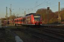 RE8 bei der Einfahrt in Grevenbroich auf dem Weg nach Koblenz.14.2.2017