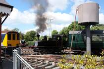 Die ehemalige Belfast & County Down Railway wurde bereits 1950 stillgelegt. Heute existiert in Downpatrick ein Eisenbahnmuseum und die 1600 mm-Strecke nach Inch Abbey und Richtung Ballydugan. Heute als Downpatrick & County Down Railway bezeichnet.
Unser Zug nach Inch Abbey, mit Lok 1, wird am 15.06.2016 in Downpatrick bereitgestellt. 
 