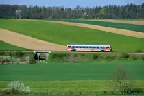 5047.023 unterwegs auf der Kamptalbahn kurz vor Horn am 20. April 2016.