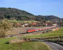 111 021 mit RB 19988 bei Schleißweiler in Richtung Backnang am 25.2.2017.