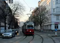 Wien Wiener Linien SL 5 (E1 4733 + c4 1337) II, Leopoldstadt, Am Tabor / Nordbahnstraße am 13. Februar 2017.