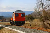 Fahrschule auf Schienen,.. 
Das bietet  die Graz Köflacher Eisenbahn schon seit längerem an . 
Zur Ausbildung von SKL Führern verkehren unterschiedliche Schwerkleinwagen am Netz der GKB. 
Öfters zu beobachten ist der OBW 10 von RTS . 
Hier am 3.03.2017 bei Wies Markt  
