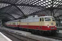 E10 1309 AKE Rheingold in Köln Hbf und fuhr weiter nach Hameln, am 04.03.2017.