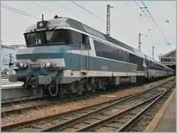 CC 72064 mit Corail nach Lyon.