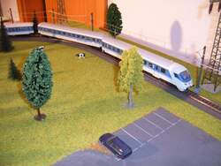 Ein Bild von meiner Modellbahn...hier passiert der InterRegio das Blocksignal Freiberg.