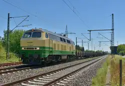 Mit einem Leerzug am Haken kommt die BE 218 396-0 in Lintorf gen Entenfang gefahren am heutigen Dienstag den 3.