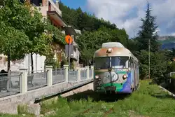 Der in Arbatax gestarte ADe 05 als Touristenzug 