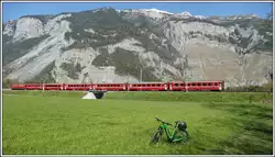 RE1733 mit Ge 6/6 II 702 