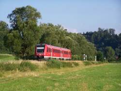Br.612 590-0 fuhr am 25.Juli 2007 als IRE von Aalen nach Ulm Hbf.