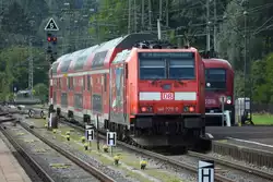SINGEN (Hohentwiel), 19.09.2021, 146 229-0 als RE 2 (Baden-Württemberg) nach St.