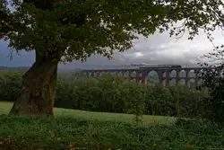 Wo vorher noch dichter Nebel herrschte hatte der sich pünktlich zum Dampfzug gelichtet.