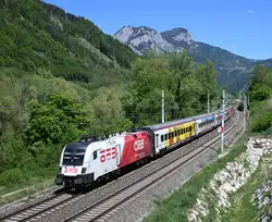 Der neue Werbe-Railjet �FB, traktioniert von der 1116 237 war am Samstag den 2.