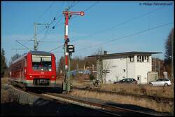 611 033-1 f�hrt am 07.02.08 als RE 22539 von Ellwangen nach Ulm Hbf in den Goldsh�fer Regionalbahnhof ein.