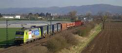 Heuwender 152 005 am 18.03.08 in Gro�sachsen-Heddesheim