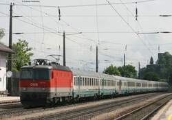 1144 215-9 mit dem EC 85 