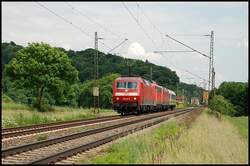 120 145 ist mit dem PbZ 2410 in Richtung Frankfurt unterwegs.