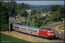 120 154 bringt am Abend des 22.06.08 IC 2062 nach Karlsruhe Hbf, aufgenommen am Km 59,8 der Remsbahn (KBS 786) bei M�gglingen.