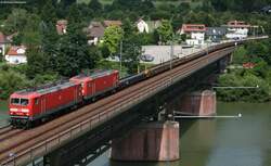 143 881-1 und 645-0 (kalt) mit dem DBV 95429 (G�ppingen – Waren) und +859 am Hp Neckargem�nd Altstadt 24.7.08