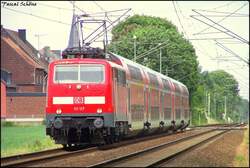 Der Wupper Express (RE4) mit 111 117 Richtung Aachen fahrend kurz vor Geilenkirchen.
