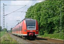 425 072 als F�hrerlose RB33 