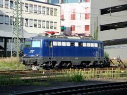 1142 in Blau in Passau Hbf  Weis jemand f�r was SVG steht ?