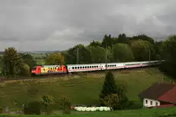 101 035 mit EC 82 am 10.10.2009 in A�ling.