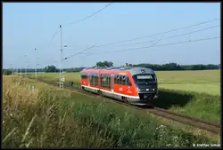 Br 642 mit dem RB12 aus Graal M�ritz nach Rostock am 01.07.09 in M�nchagen.