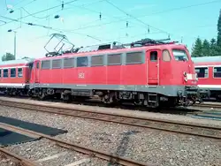 die 110 494 zieht den letzten Zwischentakt des Tages von D�sseldorf nach Aachen.