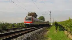 Noch bis 11.12.2010 fahren die RB´s und RE´s zwischen Frankfurt, Wiesbaden und Koblenz mit DB Wagenmaterial, bevor sie von den VIAS Flirt´s als SE auf der neuen 