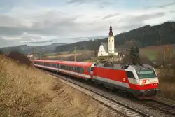 Einmal mehr gab es an diesem Wochenende wieder Messfahrten mit der BR 1014 auf der Kronprinz Rudolf Bahn.Die beiden E-Loks 1014 014 + 003 fahren als SPROB 97762 mit Wagensatz 6010 022-9, 7110 224-8,