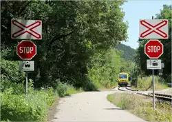 Der 247 509 n�hert sich bei der Sonderfahrt auf der Kaltenleutgebnerbahn am 17.