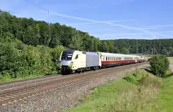 ES 64 U2-013 MRCE Dispolok-DB Regio ist einem TEE Sonderzug auf der Filsbahn nach P�rtschach am W�rthersee unterwegs.Diese Fuhre konnte ich am 9.9.2012 bei Lonsee auf der Schw�bischen Alb auf dem Chip