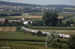 2x DB ICE 2 als ICE 536 / 586 M�nchen - Bremen / G�ttingen, KBS 920 Treuchtlingen - W�rzburg, fotografiert bei Wettelsheim am 21.08.2010