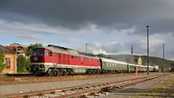 Und dann noch 132 004-3 bei der Abfahrt mit ihrem Sonderzug zur�ck nach Leipzig.