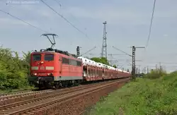 151 095 mit Autozug am 30.04.2012 in Ahlten